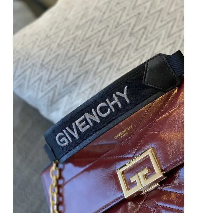 Fashionrepsfam ru 2012SH0140 Bags Givenchy 0711